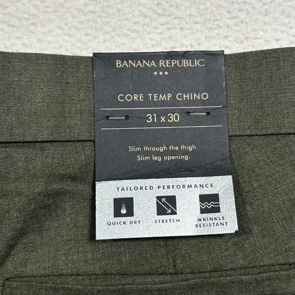 Banana Republic Core Temp Chino Pants  Mens 31x30 Olive Slim Fit Performance